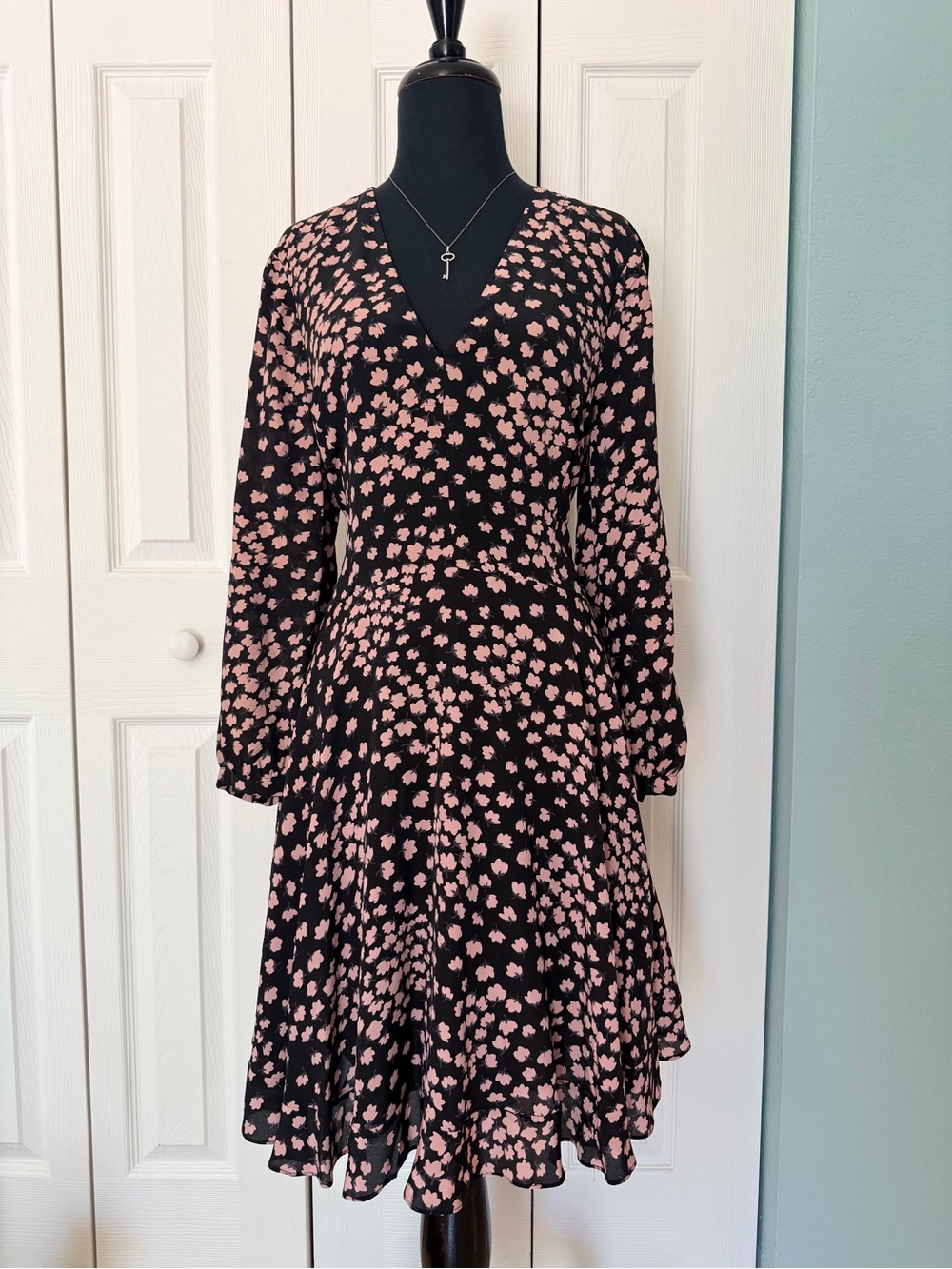 Rebecca Taylor Black & Pink Floral V-Neck Long Sleeve Dress 100% Silk